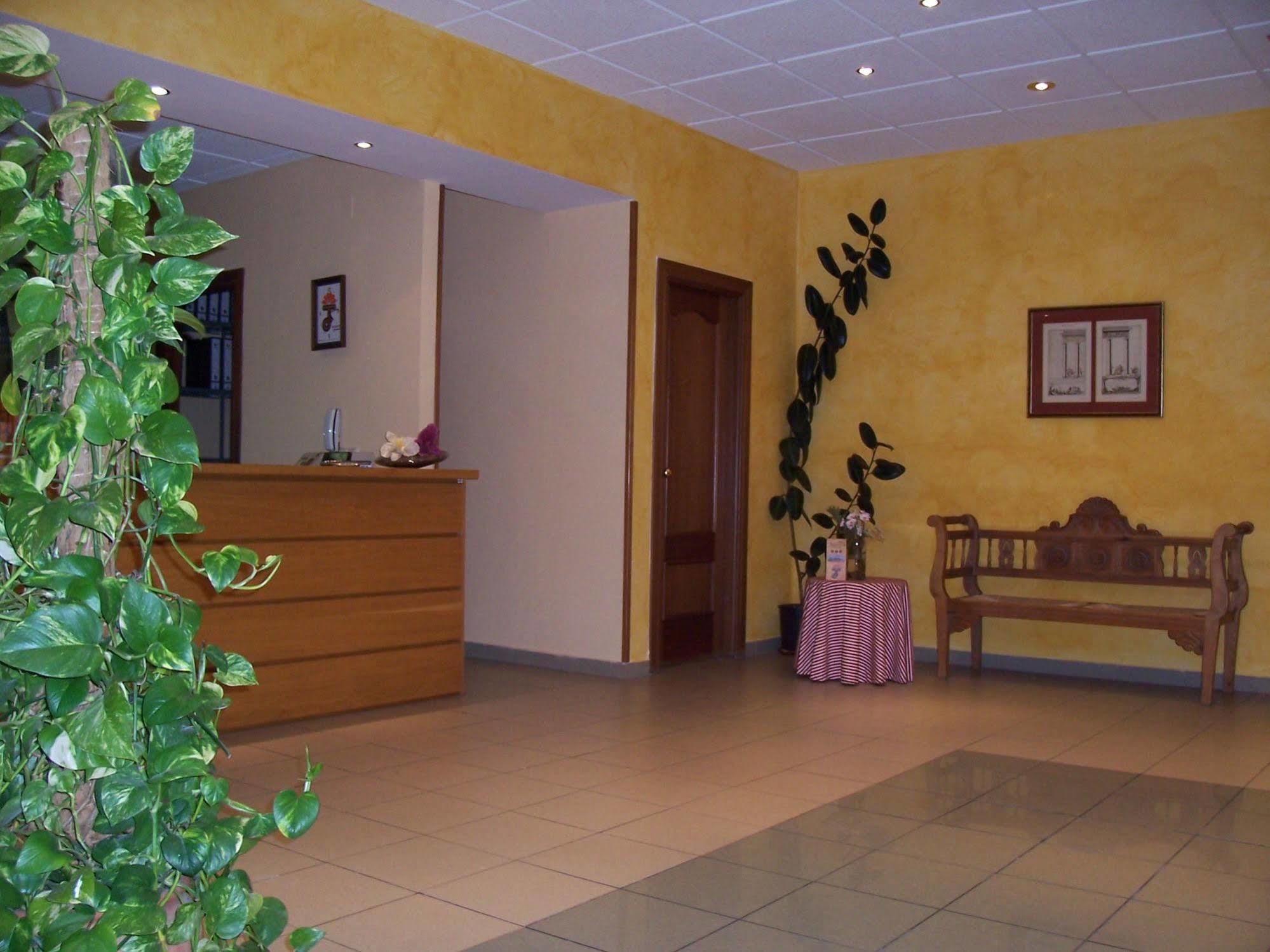 Hotel Mlc Benavente Interno foto